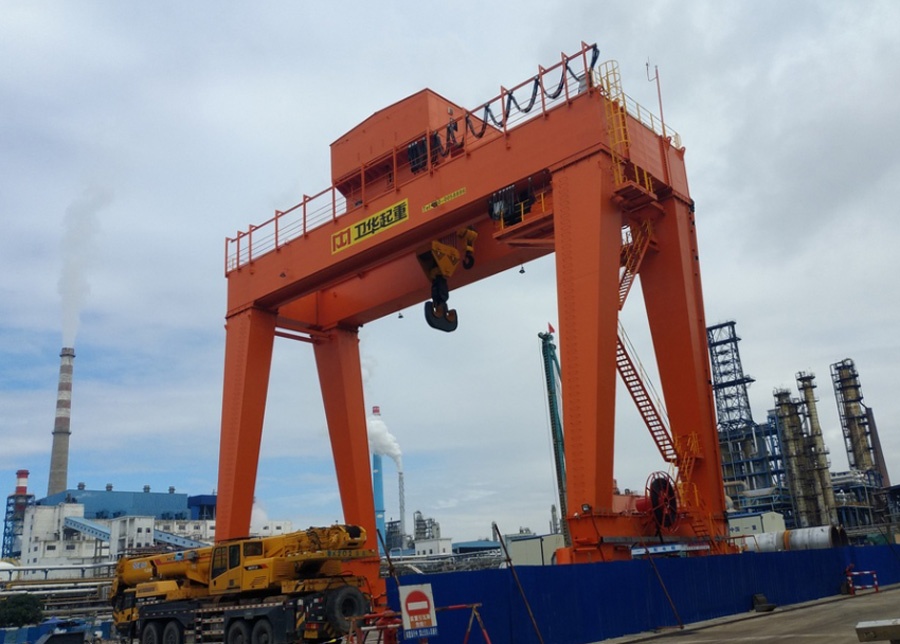 衛華集團廣東茂名石化項目門機安全監控管理系統安裝調試 衛華集團廣東茂名石化項目門機安全監控管理系統安裝調試